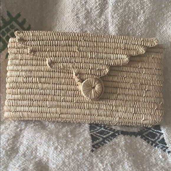 Wickered clutch bag - Picture 1 of 2